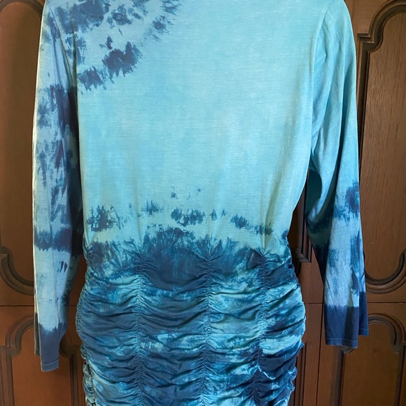 Ladies Tie Dye Top - Picture 2 of 4